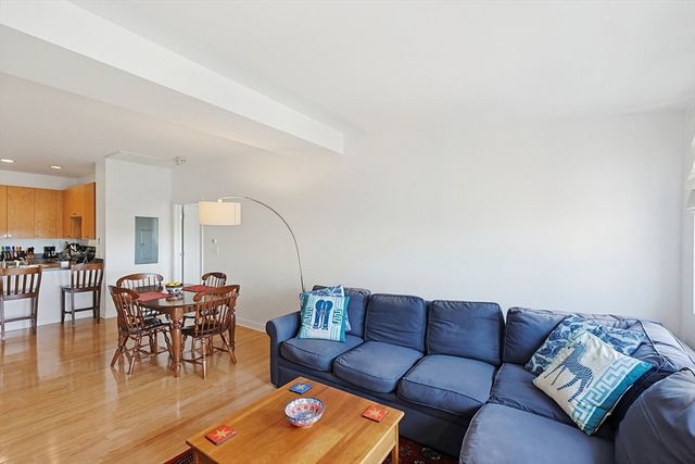 72 Ashland St 410, Malden, MA 02148