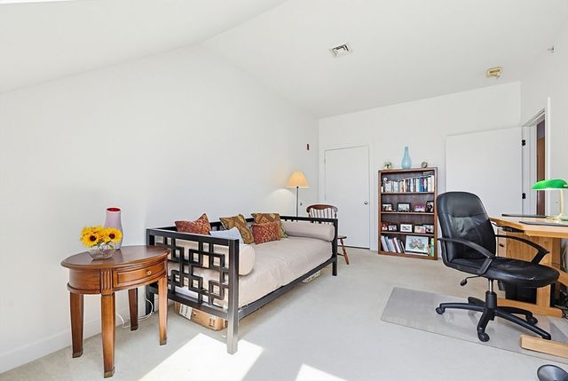 72 Ashland St 410, Malden, MA 02148