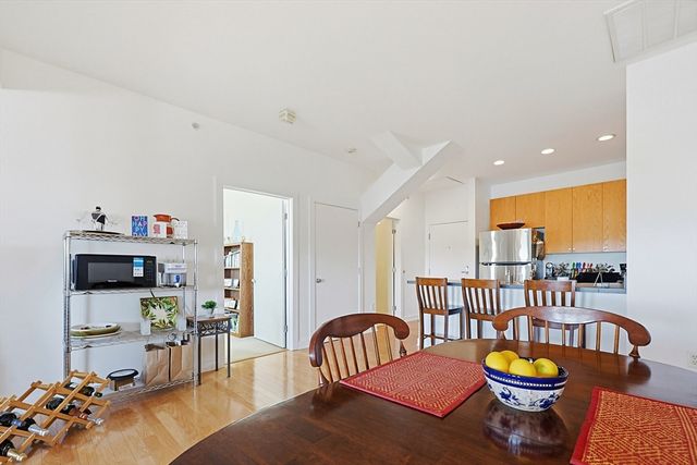 72 Ashland St 410, Malden, MA 02148