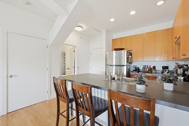 72 Ashland St 410, Malden, MA 02148