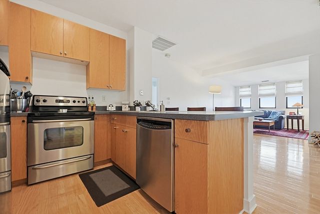 72 Ashland St 410, Malden, MA 02148