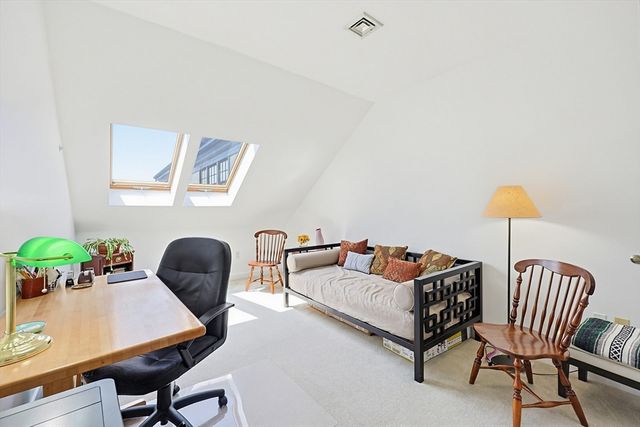 72 Ashland St 410, Malden, MA 02148