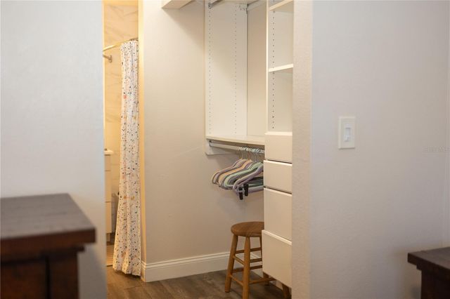 500 SANTA CRUZ PLACE NE E, St Petersburg, FL 33703