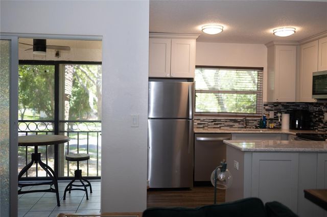 500 SANTA CRUZ PLACE NE E, St Petersburg, FL 33703