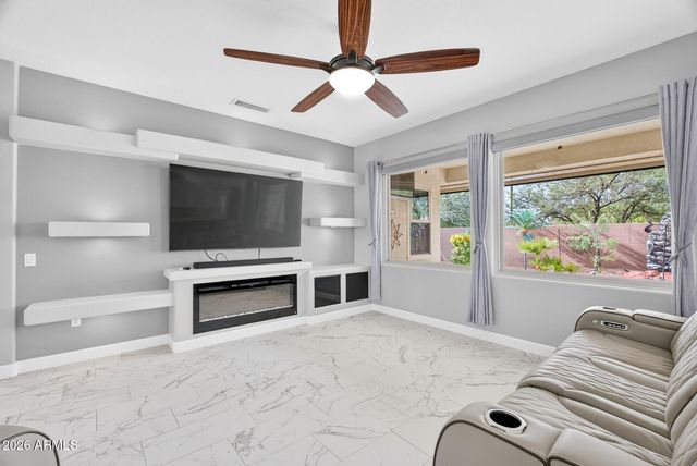 17055 W OASIS SPRINGS Way, Surprise, AZ 85387