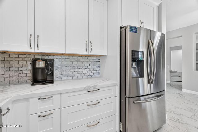 17055 W OASIS SPRINGS Way, Surprise, AZ 85387