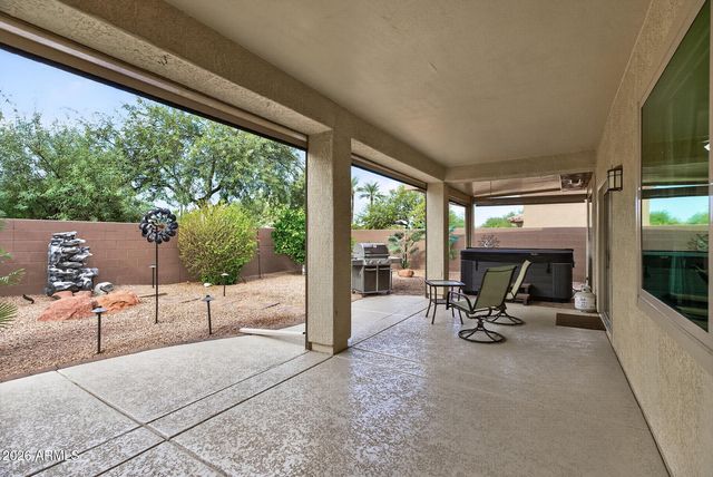 17055 W OASIS SPRINGS Way, Surprise, AZ 85387