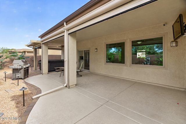 17055 W OASIS SPRINGS Way, Surprise, AZ 85387