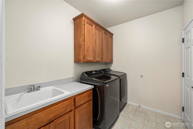 6908 83rd Street Ct E, Puyallup, WA 98371