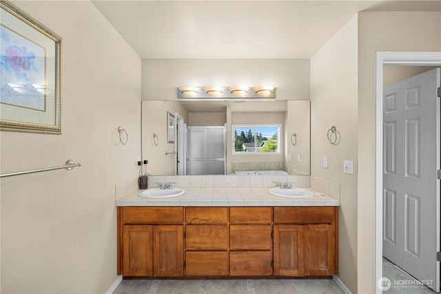 6908 83rd Street Ct E, Puyallup, WA 98371
