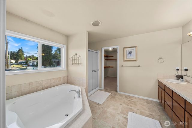 6908 83rd Street Ct E, Puyallup, WA 98371