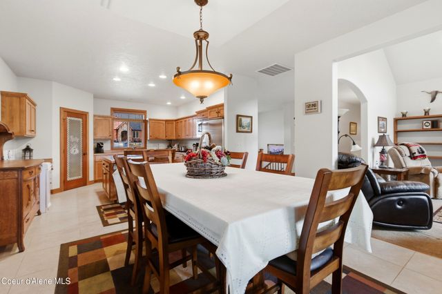 418 Hanaford RD, Blanchard, ID 83804