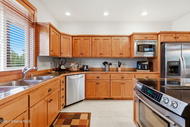 418 Hanaford RD, Blanchard, ID 83804