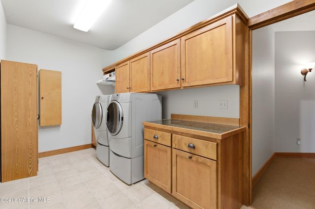 418 Hanaford RD, Blanchard, ID 83804