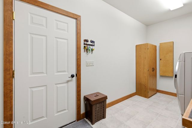 418 Hanaford RD, Blanchard, ID 83804
