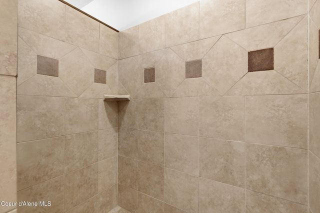 418 Hanaford RD, Blanchard, ID 83804