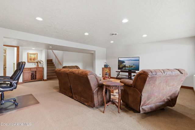 418 Hanaford RD, Blanchard, ID 83804