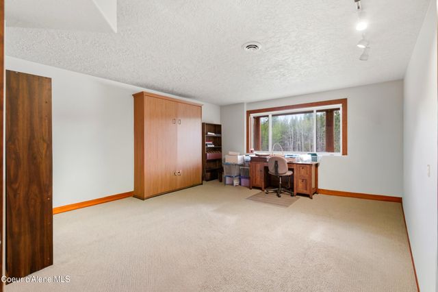 418 Hanaford RD, Blanchard, ID 83804