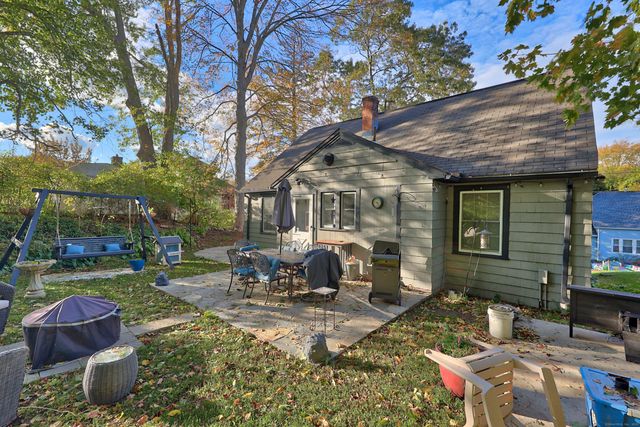 102 Waverly Street, Waterbury, CT 06710