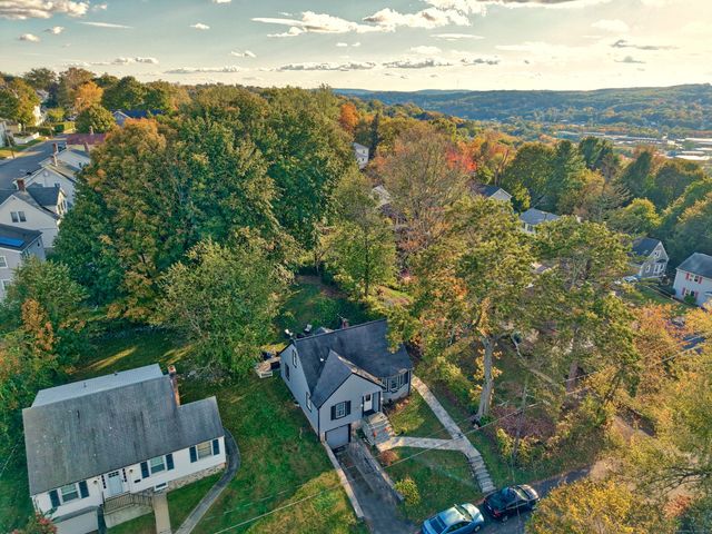 102 Waverly Street, Waterbury, CT 06710