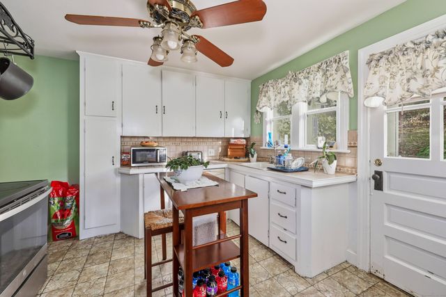 102 Waverly Street, Waterbury, CT 06710