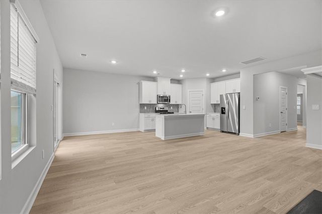 733 Parry Court, Woodruff, SC 29388