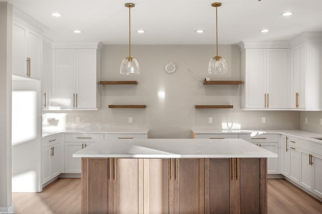 11762 Encore Drive, Shelby Twp, MI 48315