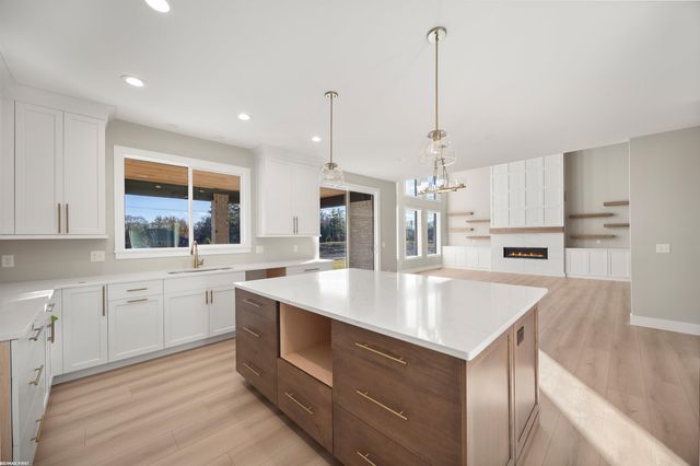 11762 Encore Drive, Shelby Twp, MI 48315