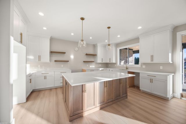 11762 Encore Drive, Shelby Twp, MI 48315