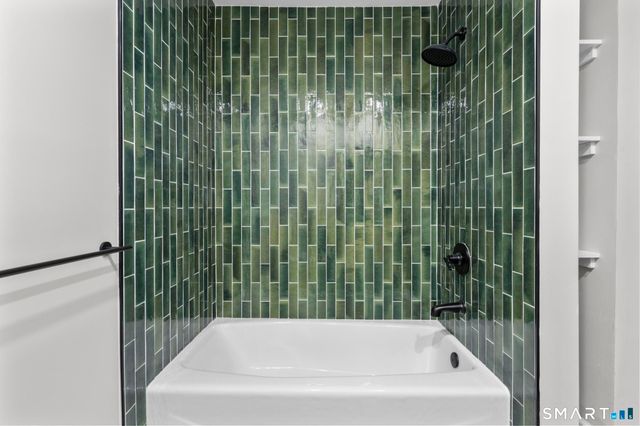74 Thomas Street, Hamden, CT 06514