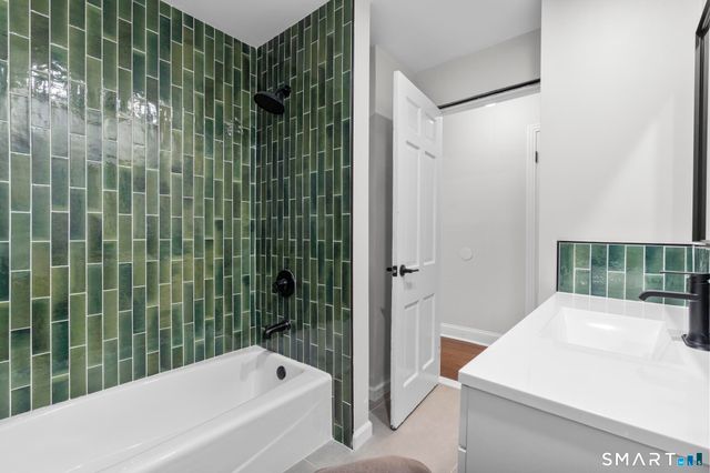 74 Thomas Street, Hamden, CT 06514