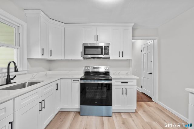 74 Thomas Street, Hamden, CT 06514