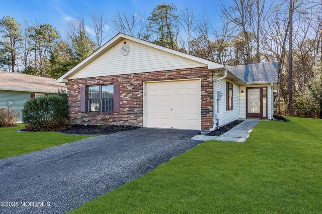 120 Everest Drive S, Brick, NJ 08724