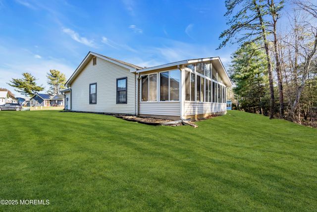 120 Everest Drive S, Brick, NJ 08724