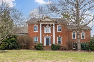 1119 Osprey Ln, Nashville, TN 37221