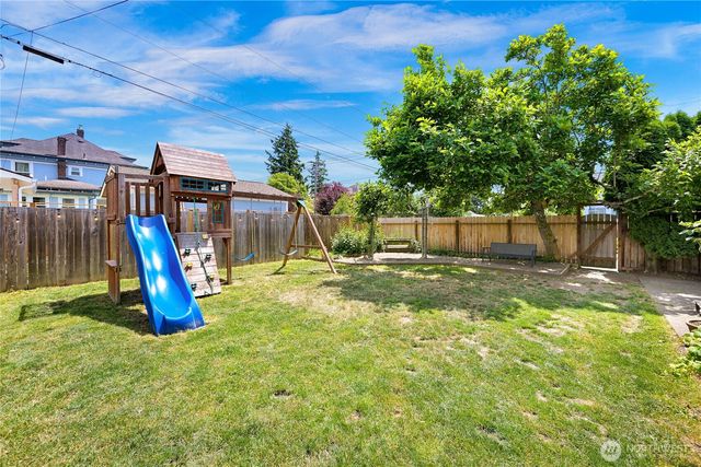 2600 Hampton Place, Bellingham, WA 98225