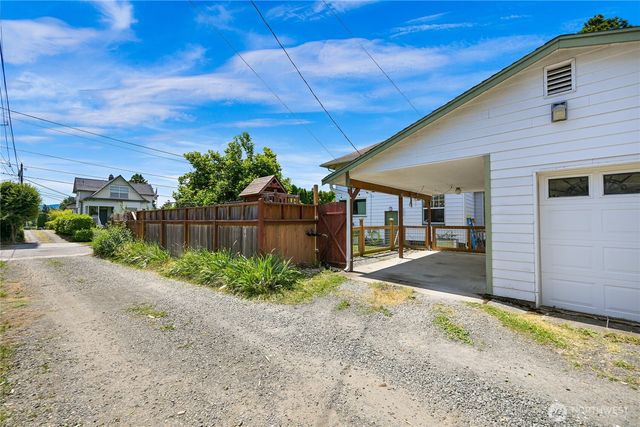 2600 Hampton Place, Bellingham, WA 98225