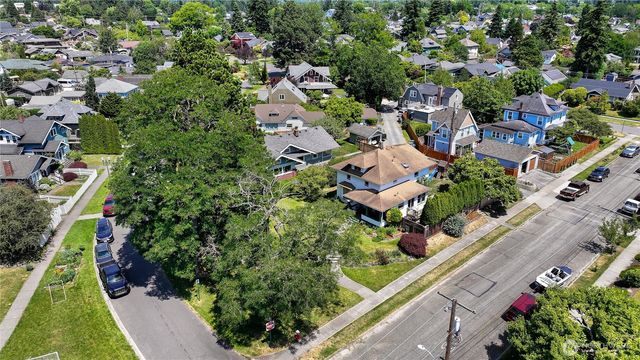2600 Hampton Place, Bellingham, WA 98225