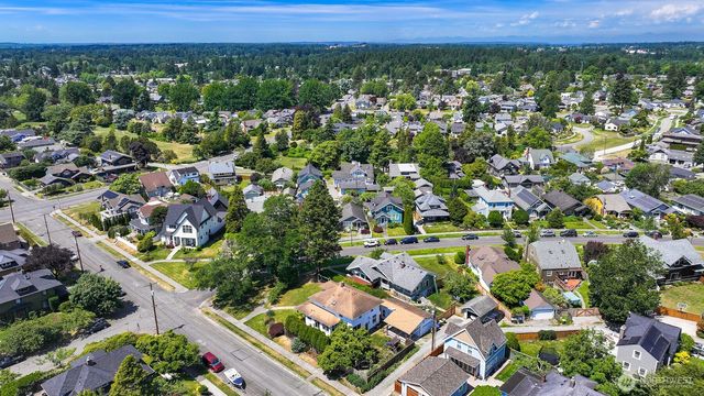 2600 Hampton Place, Bellingham, WA 98225