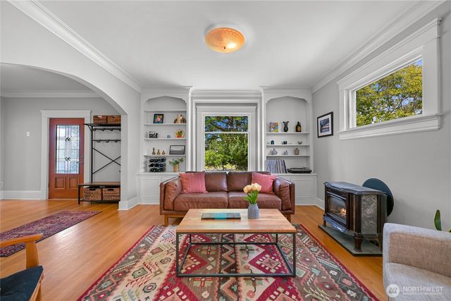 2600 Hampton Place, Bellingham, WA 98225
