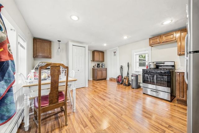 14-16 Moore St, Quincy, MA 02169
