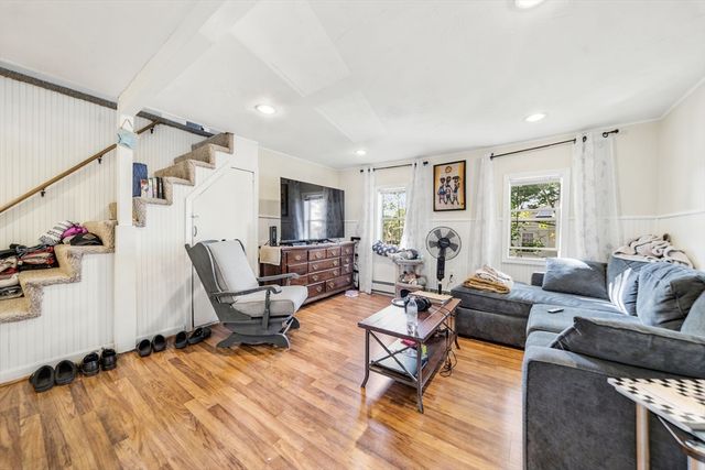 14-16 Moore St, Quincy, MA 02169