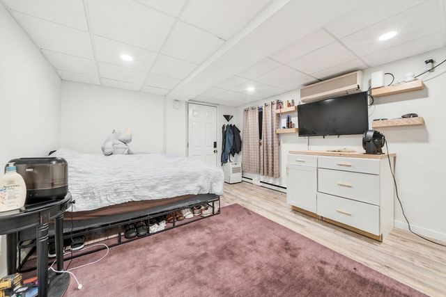 14-16 Moore St, Quincy, MA 02169