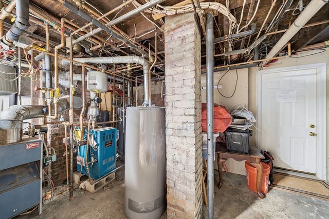 14-16 Moore St, Quincy, MA 02169