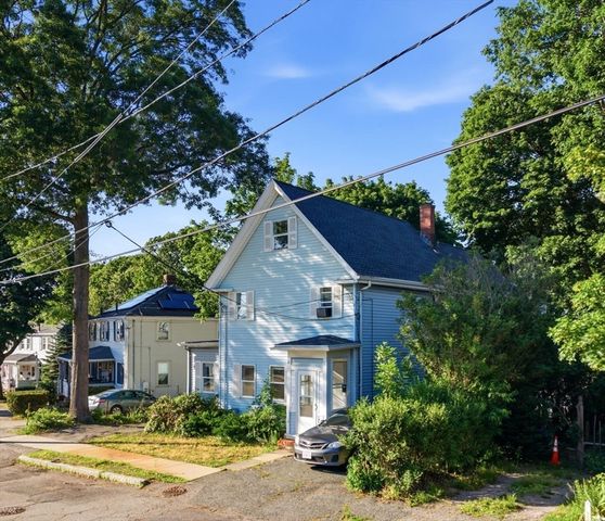 14-16 Moore St, Quincy, MA 02169