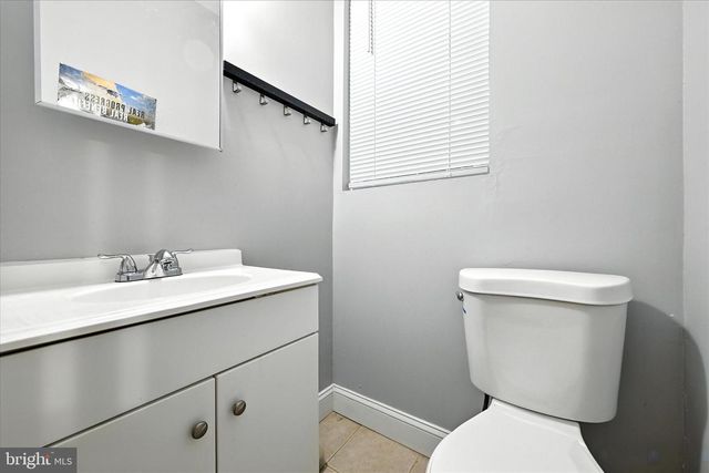 1609 N HILTON ST, Baltimore, MD 21216