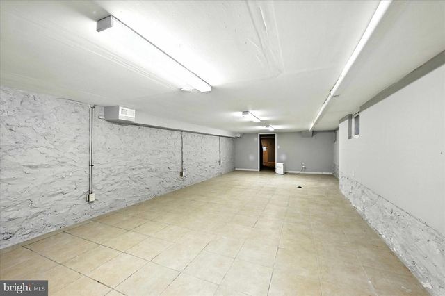 1609 N HILTON ST, Baltimore, MD 21216