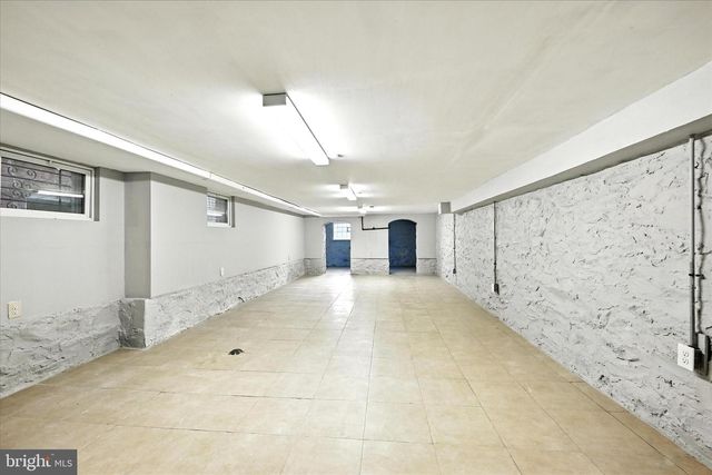 1609 N HILTON ST, Baltimore, MD 21216