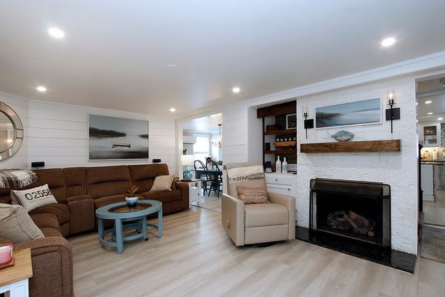 19 Maple Street, Wareham, MA 02532