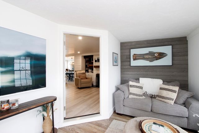 19 Maple Street, Wareham, MA 02532